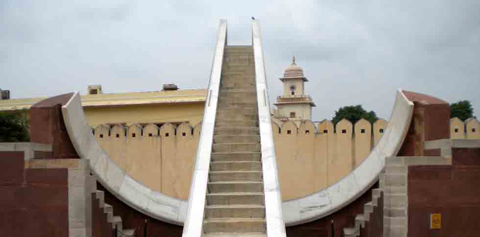jantar Mantar Jaipur travel Guide