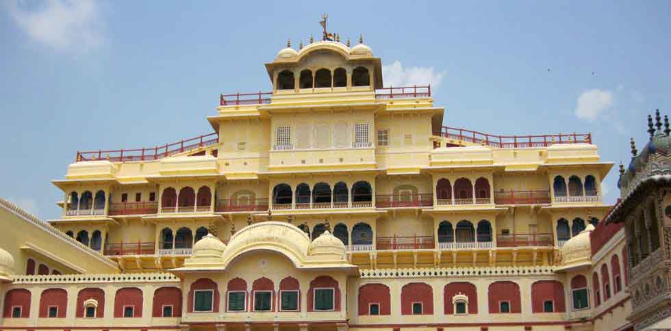 Royal City Palace travel Guide