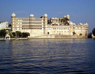 Udaipur Travel Guide